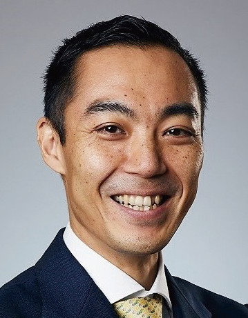 大越 潤 氏